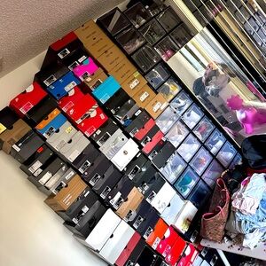 Random Items As Described And Shown On Screen